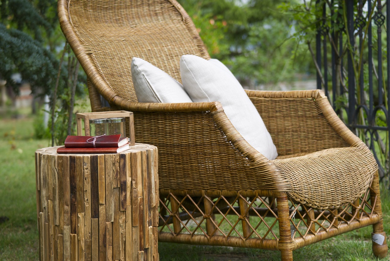 10 Najlepsze drewniane bujaki ogrodowe dla Twojego domu